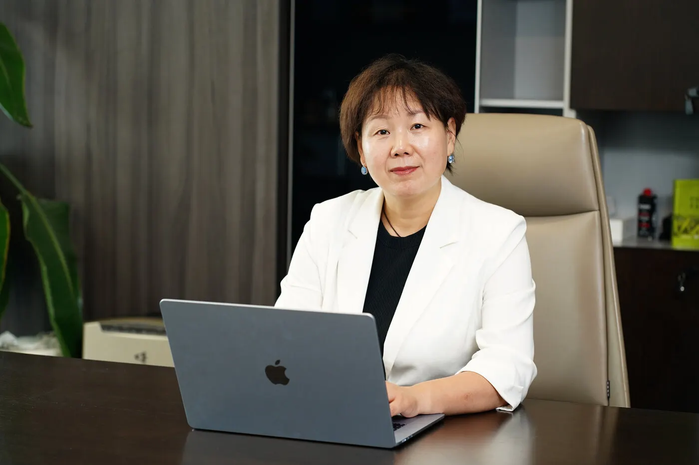Renee Zhang — المؤسِّسة والرئيسة التنفيذية